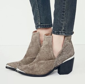 jeffrey campbell cromwell taupe