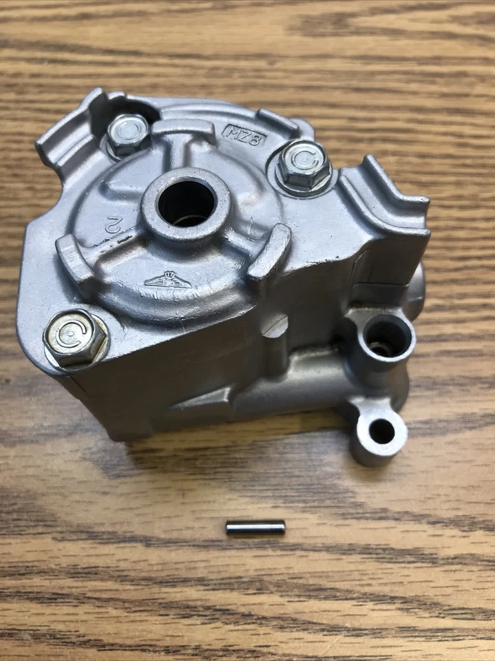 HONDA SHADOW VLX VT600 1994-2007, PIEZA BOMBA ACEITE # 15100-MZ8-010 Foto 2 de 4