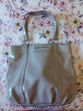 Borsa (bag) da donna greige vernice Armani Jeans ottime condizioni