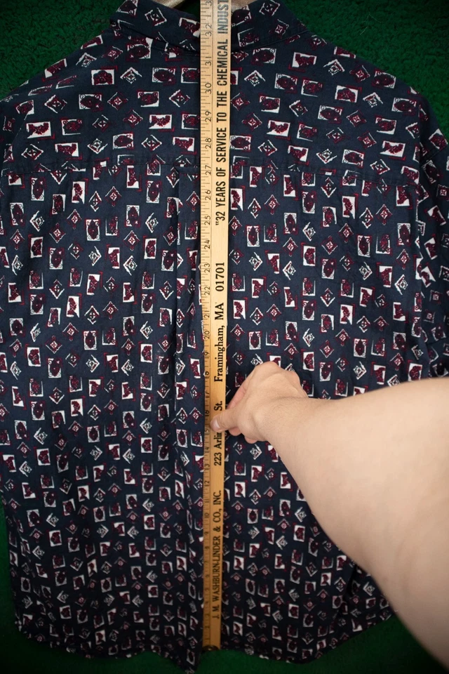 Trader Bay Men's Short Sleeve Button Down Tropical Hawaiian Camp Shirt Size XL - Image 4 of 4