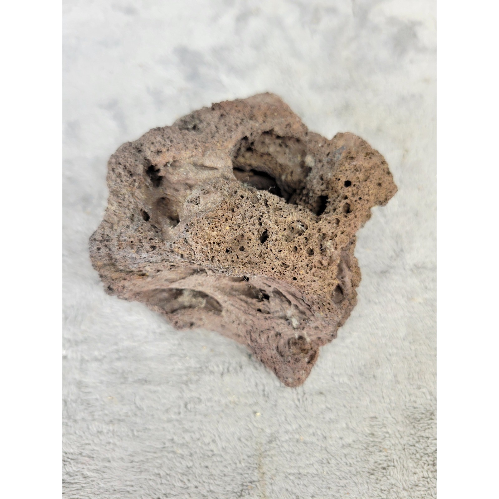 Natural Lava Rock Stone Airstone Aquarium Terrarium Decor Hole Porthole 4"