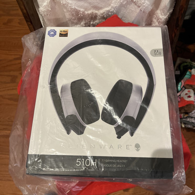 Alienware Ear-Cup (Over the Ear) 7.1 PC Gaming Headset Gray -  AW510H