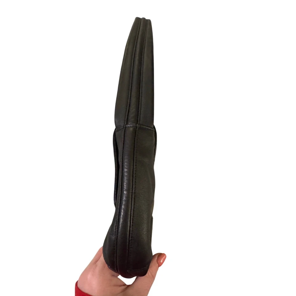 Oroton Sydney Small Leather Clutch in Black - Image 4 of 4