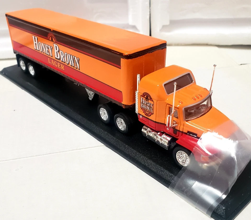 Matchbox Mack Honey Brown Lager Truck - Image 4 of 4