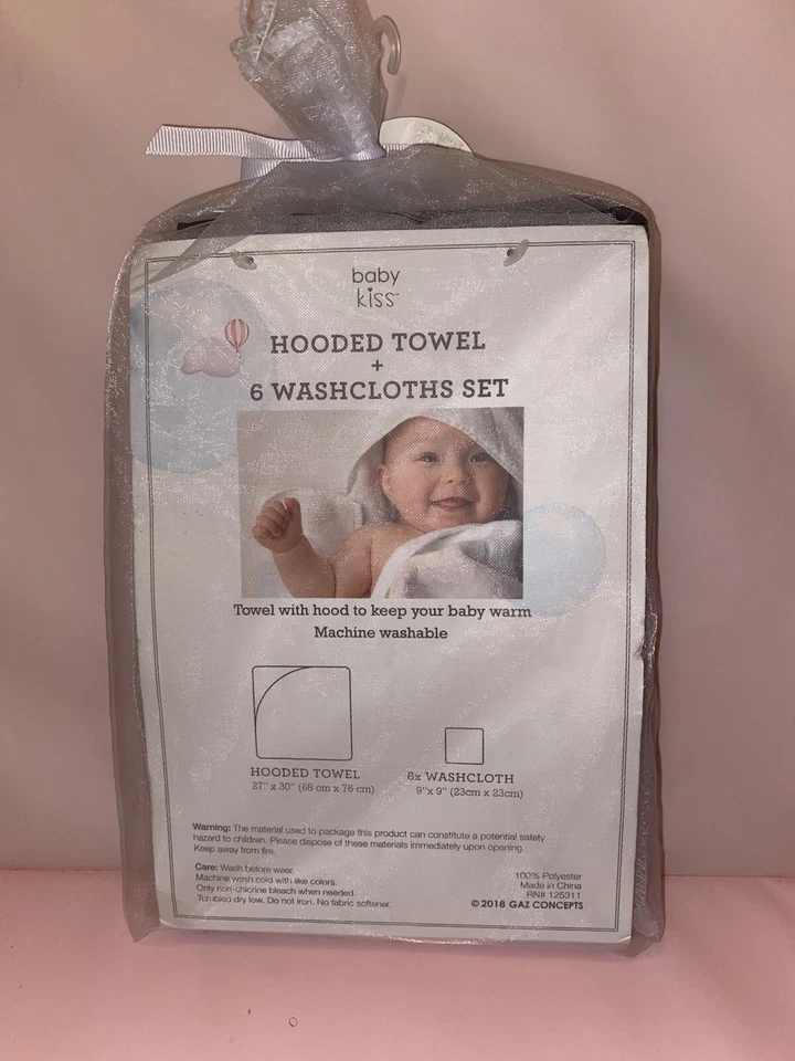 Baby Kiss Baby Shower Gift Set Hooded Towel & Washcloths 7 piece set Pineapples - Image 2 of 4