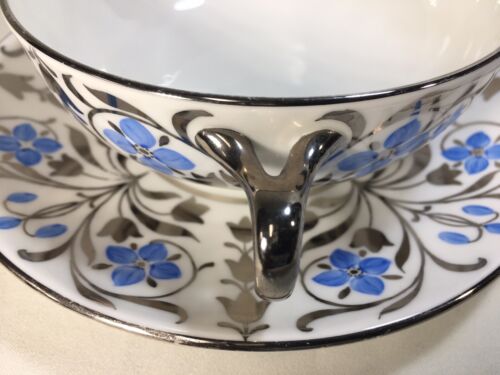 (7) Wedgwood WH2638 Cream Soup & Liners w/Silver Twig Handles & Blue Flowers - Picture 4 of 11