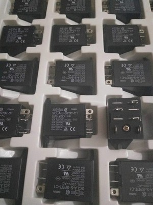 1pcs New SCLA-S-PDT-C1 220VAC relay *lm