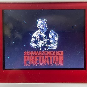 Famicom's first big mode! Good condition Schwarzenegger Predator with box