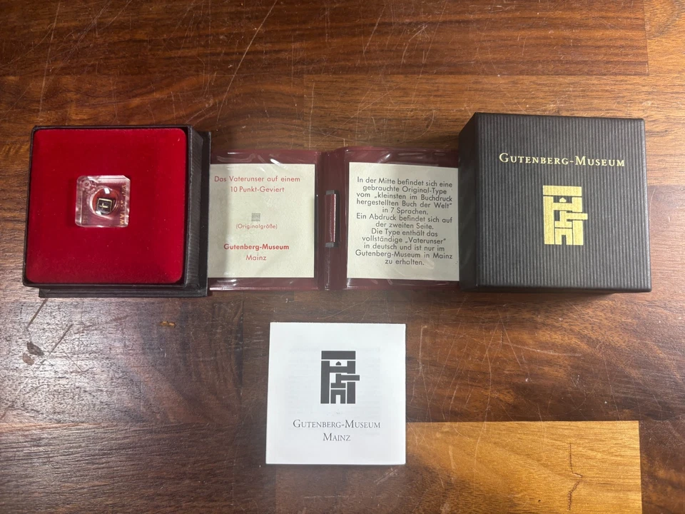 The World's Smallest Book: Gutenberg Museum 1962 Edition The Lord’s Prayer - Image 3 of 4
