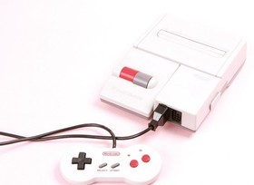 Family Computer (AV version Famicom) [Discontinued by manufacturer]