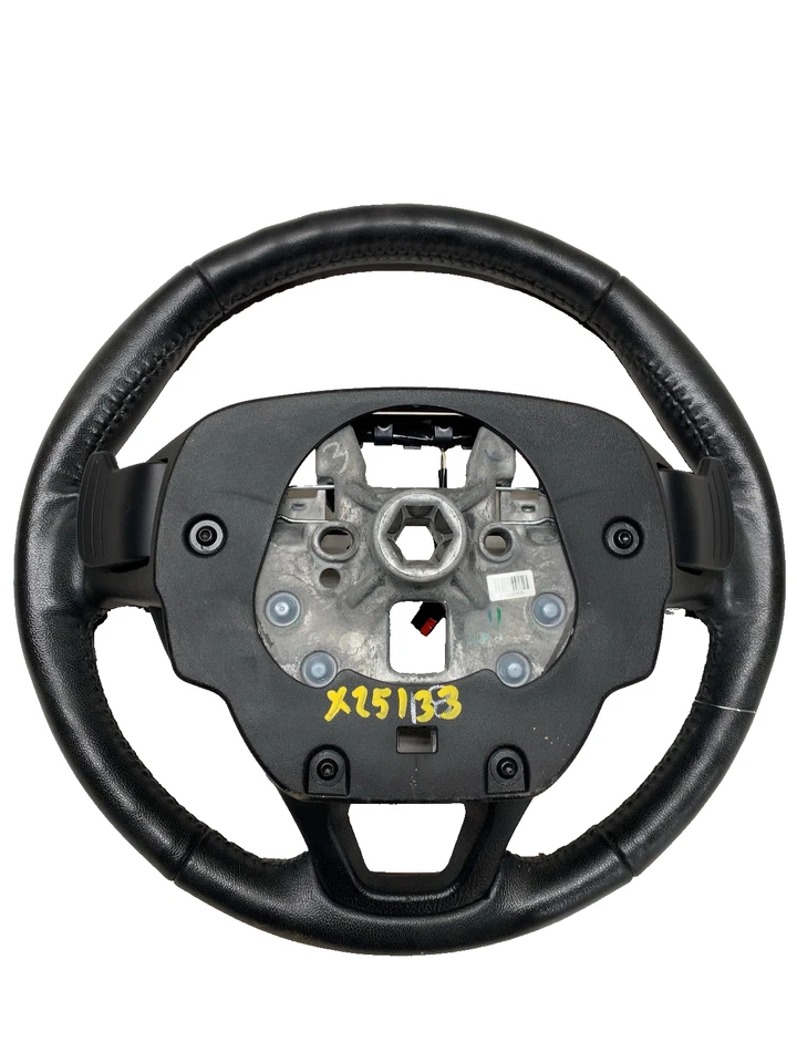 Volante FORD FUSION 17-20 con CUERO NEGRO SIN CALOR DS7Z3600BD DS7Z3600BE Foto 2 de 4