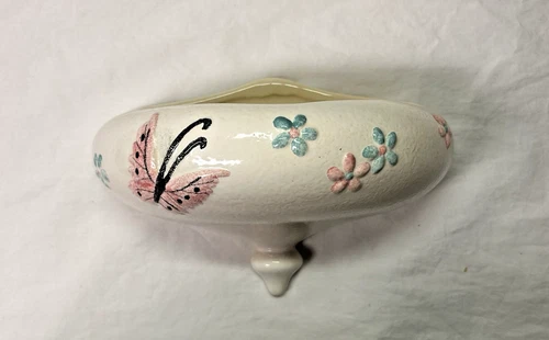 Vintage Hull Pottery Butterfly Floral Lavabo B 25 Wall Pocket Planter 1956