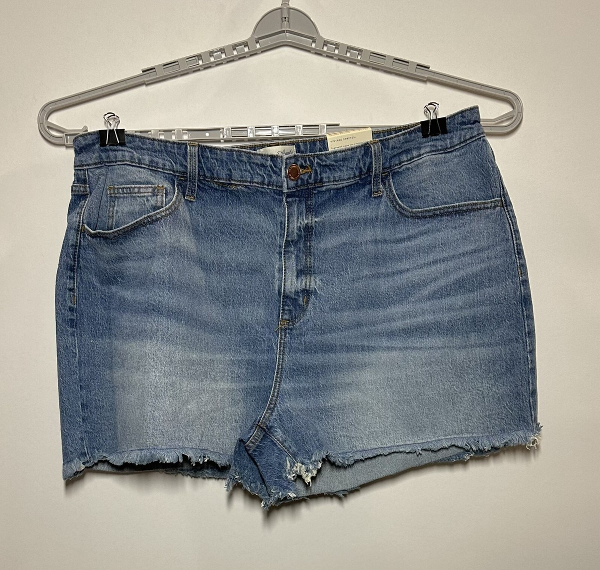 Women's High-Rise Shortie Jean Shorts - Universal Thread Medium