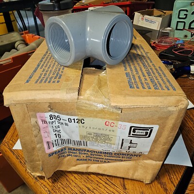 TEE FIPT SCH 80 1 1/4 CPVC (1 lot of 10 pcs.)