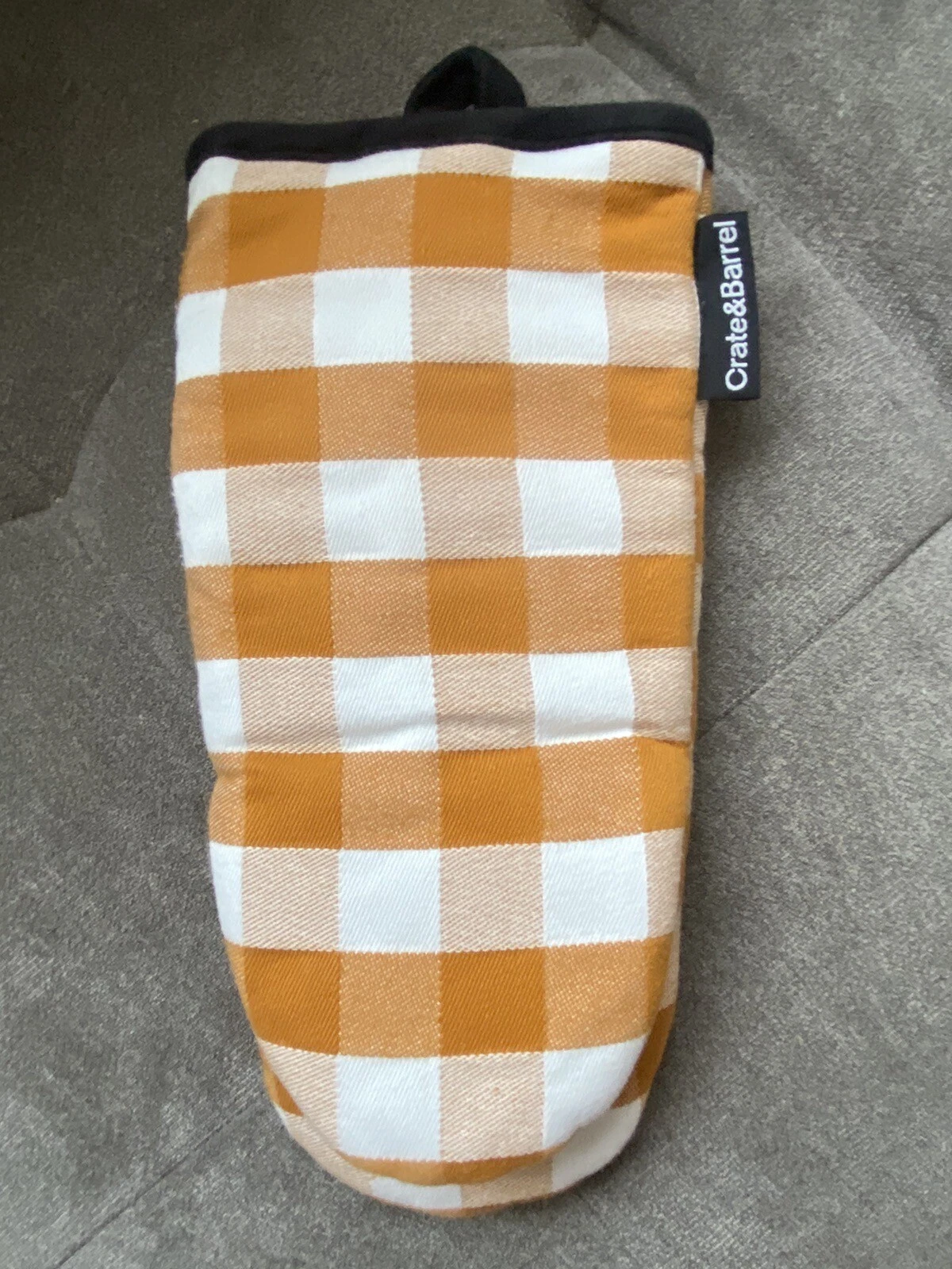 Crate & Barrel Oven Mitt & Pot Holder - Thumbnail 2