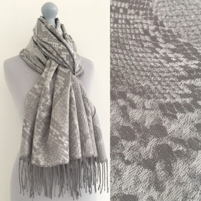 silver grey pashmina wedding