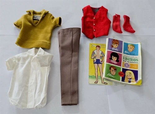 X-725 VINTAGE 1960'S MATTEL BARBIE KEN CLOTHING AND ACCESSORIES