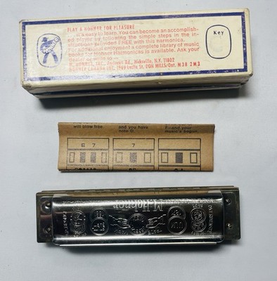 M. Hohner Marine Band Harmonica No. 1896 - A440, Key Of G