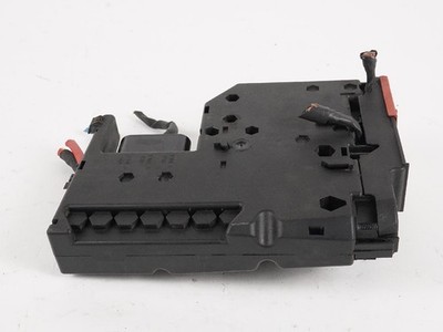 2010-2017 MERCEDES BENZ E CLASS C207 POSITIVE TERMINAL JUNCTION CONNECTOR OEM