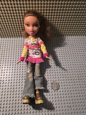 Bratz Tokyo A Go Go Yasmin Doll MGA 2001 goo condition