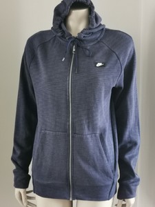 mens small nike tracksuit