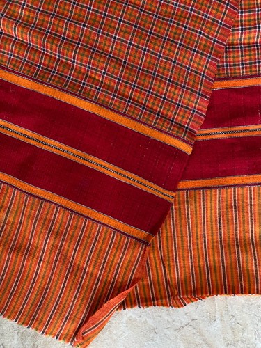 Vintage Cotton Handwoven Assam Orange, Red, Green 2.75 yards x 17" Wide Ethnic - Picture 2 of 9