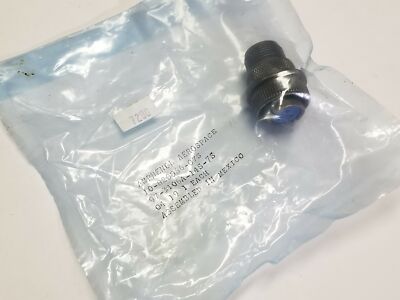 Amphenol 10-820066-07S Circular MIL Spec Conn. 97-3106A-14S-7S Female 6-Pin