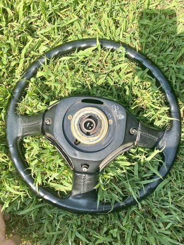 Mazda RX7 OEM/JDM 1989-91 Leather Steering Wheel. Great Condition! - Picture 3 of 3