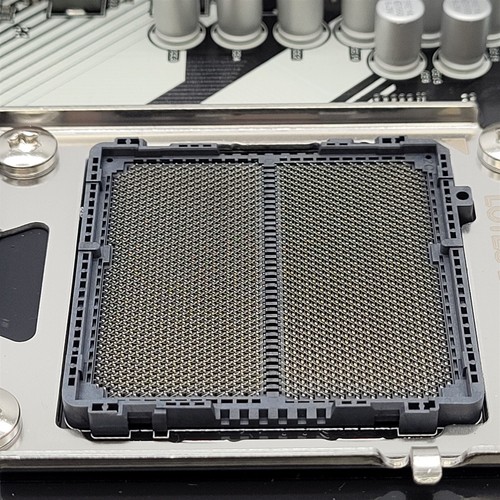 ASRock A620M PRO RS WiFi Supports AMD Socket AM5 Ryzen 7000 -NOT WORKING- - Bild 6 von 7