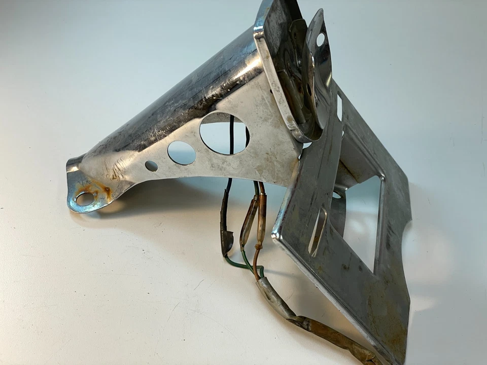 Soporte de luz trasera Honda SL100 SL125 XL100 XL125 1971-1974 Foto 4 de 4