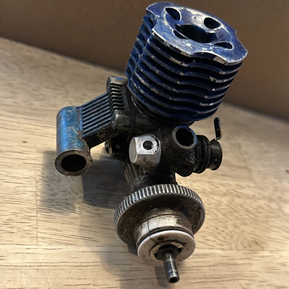 Ofna Vx-16 Nitro Engine. Appears Complete—turns Freely With Compression. - Image 4 of 4