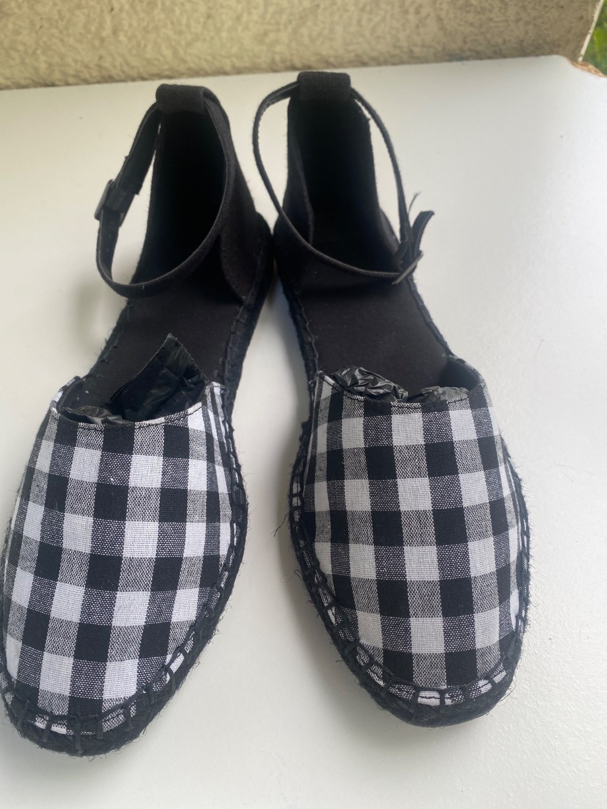 APL Sandali alla caviglia Marks & Spencer nero bianco Gingham Insolia taglio piatto UK6