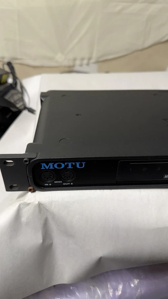 MOTU Midi Express 128 8x8 USB Interface - Image 3 of 4