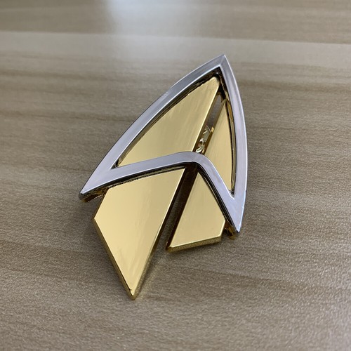 Admiral JL Picard Pin The Next Generation Communicator Gold Brooch Accessories - Picture 4 of 11