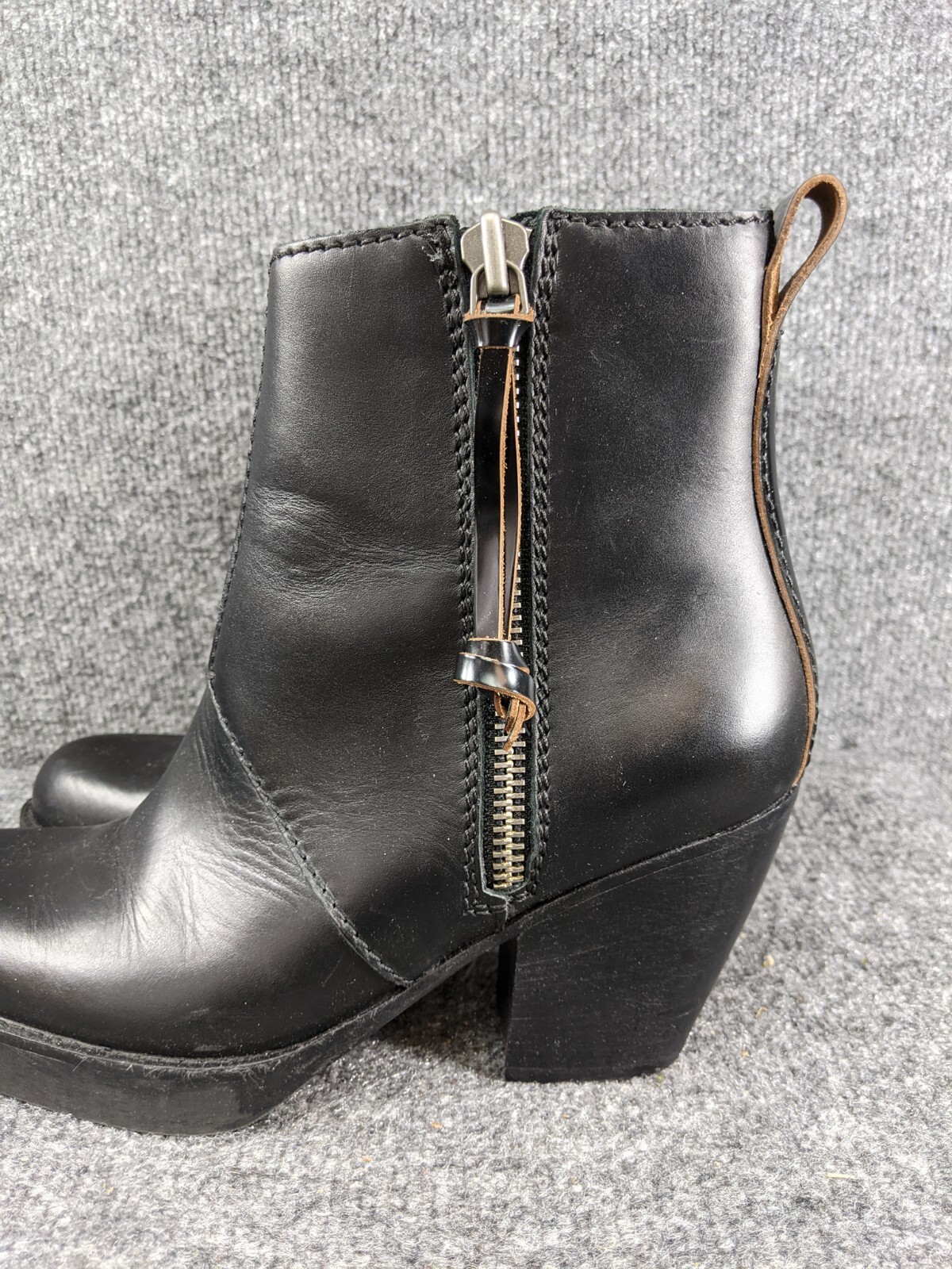 Acne Studios Pistol Black Leather Ankle Booties Sz 41 Eu 10.5 Us