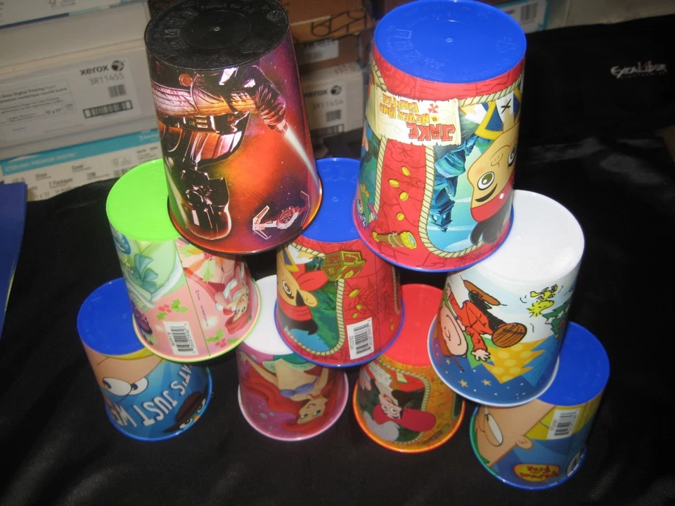 NUEVO Hallmark Disney 16 Fl. LOTES de tazas de fiesta de plástico OZ TODOS los colores 150 Foto 2 de 3