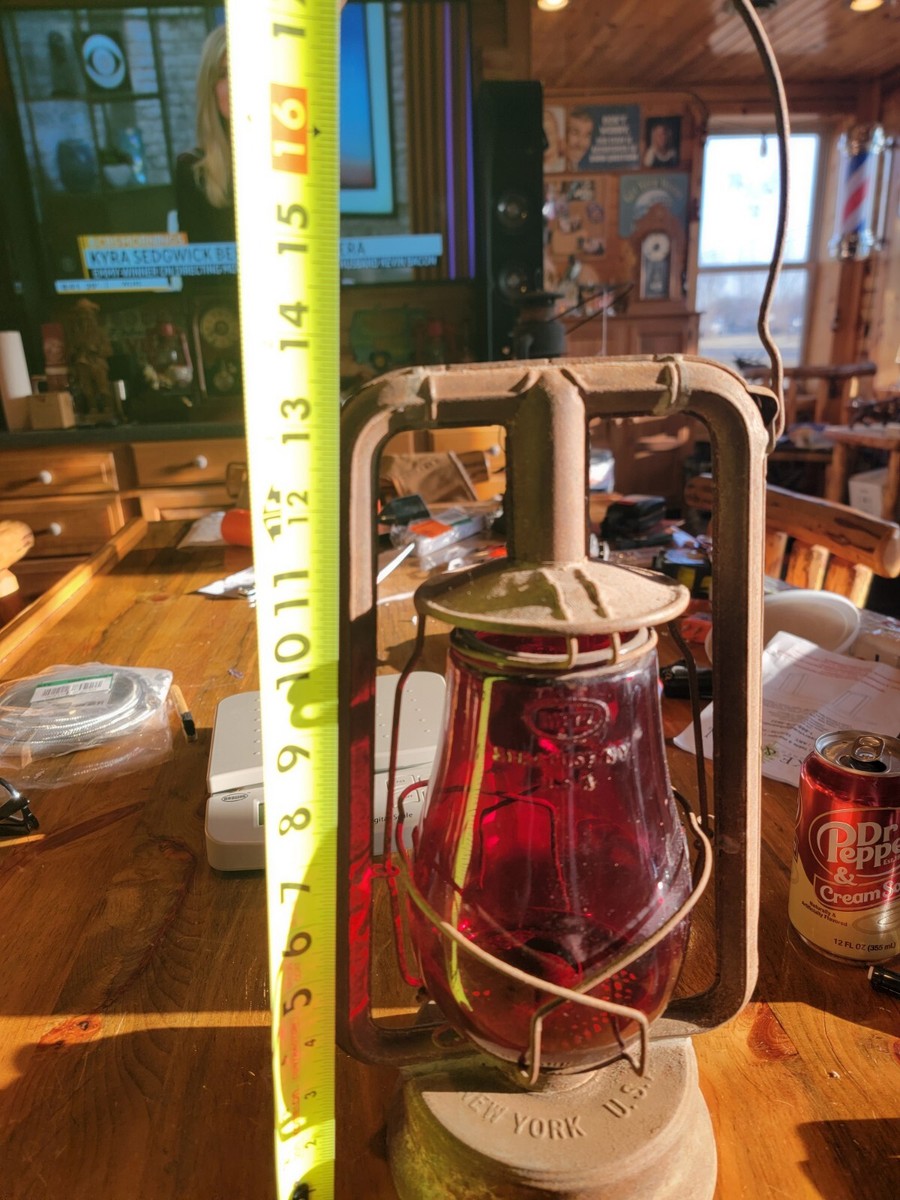 Vintage Hy-Lo Dietz Red Fitzall Glass Kerosene Lantern Made In USA