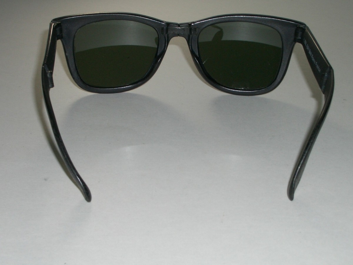 VINTAGE BAUSCH & LOMB RAY-BAN W0670 BLACK G15 GLASS FOLDING