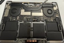 OEM MacBook Pro 15 2016 2017 A1707 Top Case Water Damaged Mainboard