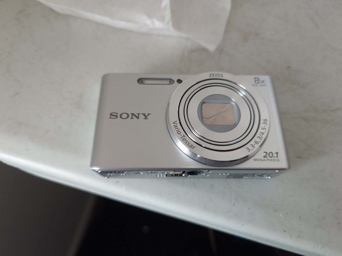 Sony Cybershot DSC-W830 20.1MP Digital SLR Camera - Silver for