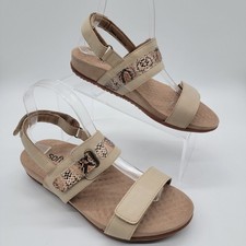 Softwalk Bimmer Sandals Snake Print Women  s 8WW Beige Leather Straps Shoes