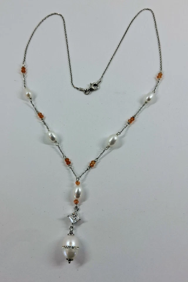 Collana in argento 925 rodiato, perle di acqua dolce corniola e zirconia cubica - Immagine 2 di 3
