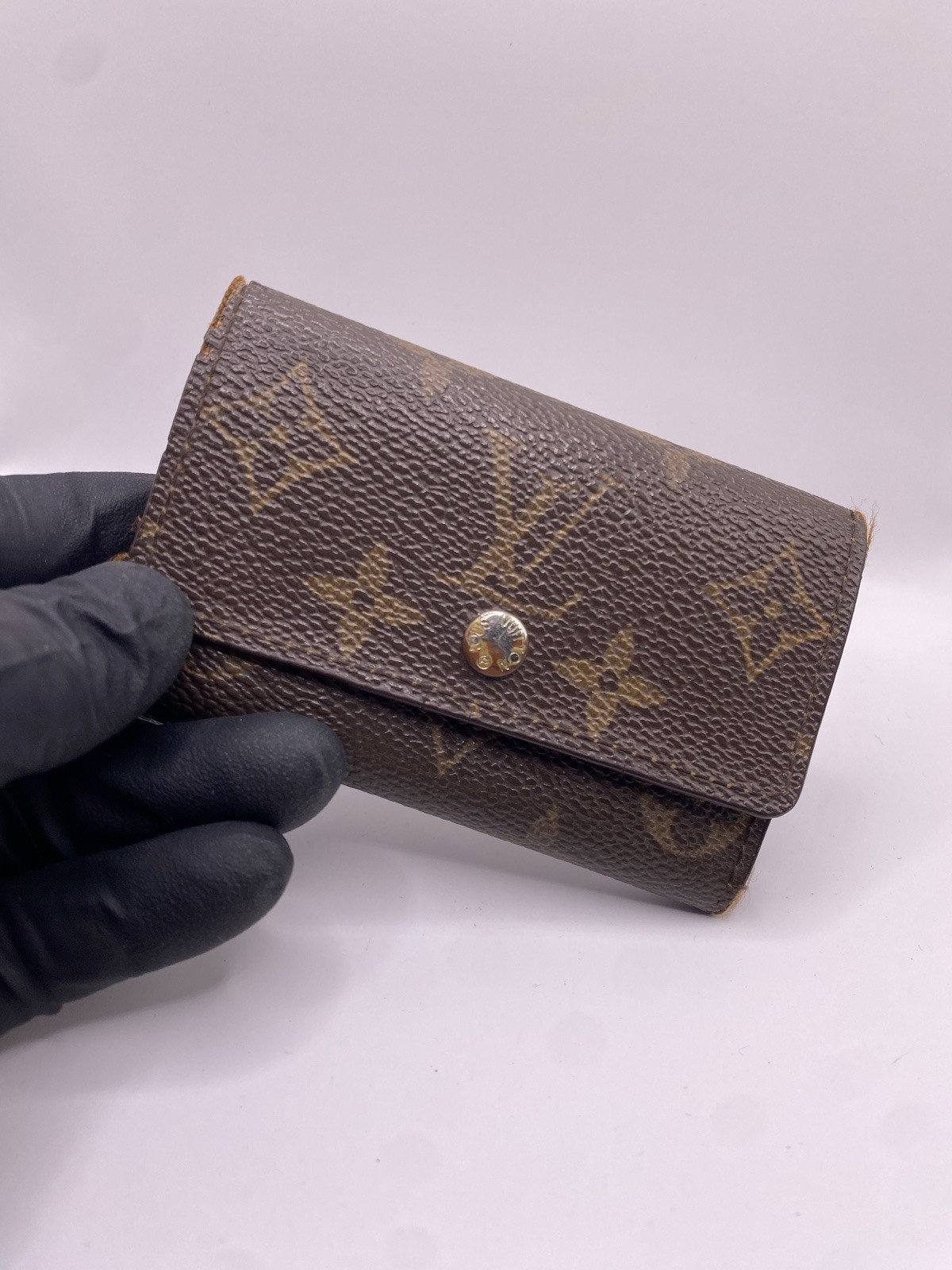 Authentic Louis Vuitton Monogram Multicles 6 Key … - image 12