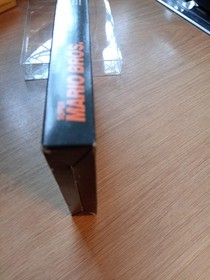 Super Mario Bros Nintendo NES vintage 1985 Game Wirh Box.