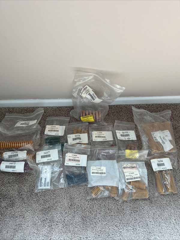 Raymond Die Spring Lot (See pictures for part numbers)