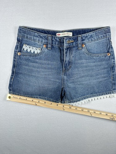 Levis Girls Crochet Trim Girlfriend Denim Shorty Shorts Size 14 - Picture 8 of 8