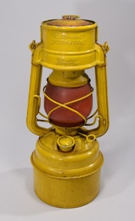 alte FEUERHAND Petroleumlampe 276 Baby Special mit Sturmkappe Laterne rotes Glas