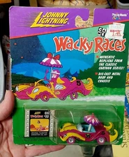 Wacky Races Johnny Lighting Penelope Pitstop Compact Pussycat Film Strip