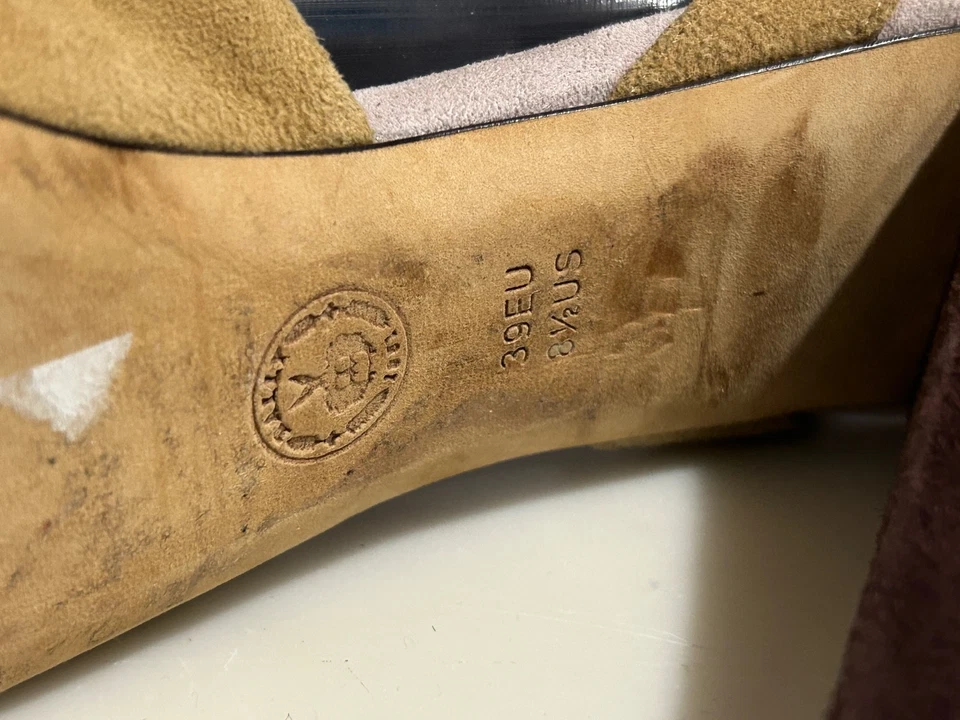 Женские босоножки Bally размер ЕС 39 США 8,5 бежевые обнаженные замшевые на каблуках - Изображение 4 из 4