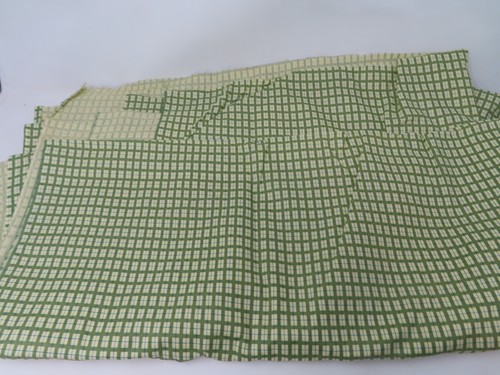 Vintage Green Square Pattern Fabric Remnant 40" by 100" - Picture 3 of 3